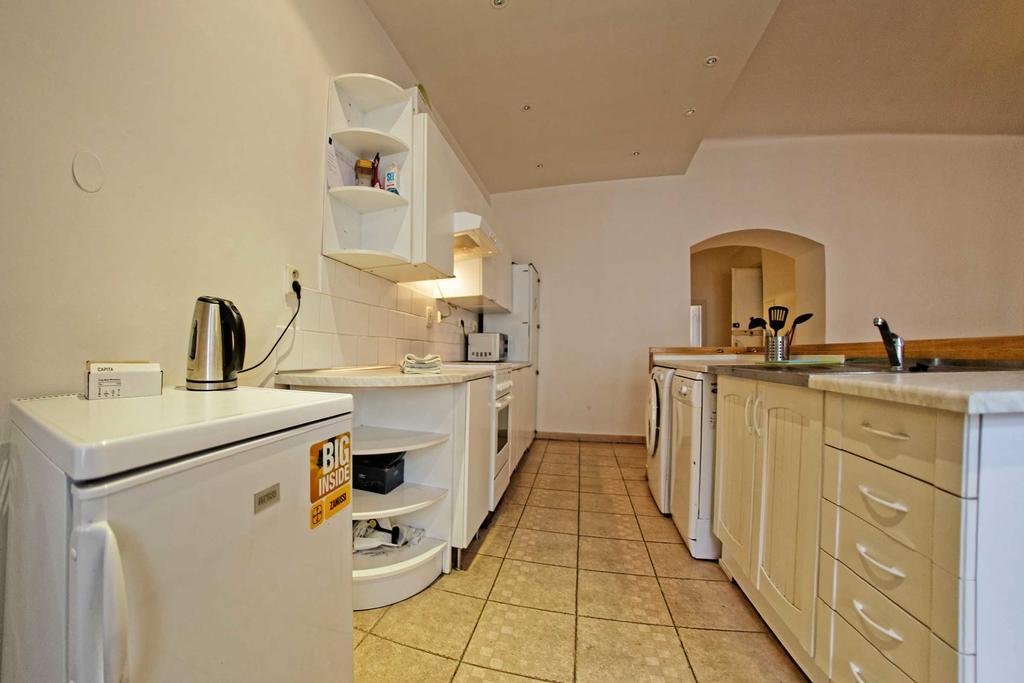Apartment Na Kozacce 6 Prag Exteriör bild