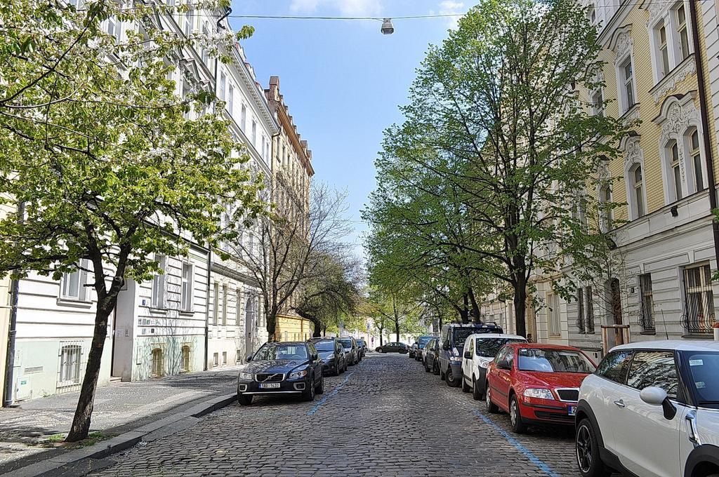 Apartment Na Kozacce 6 Prag Exteriör bild