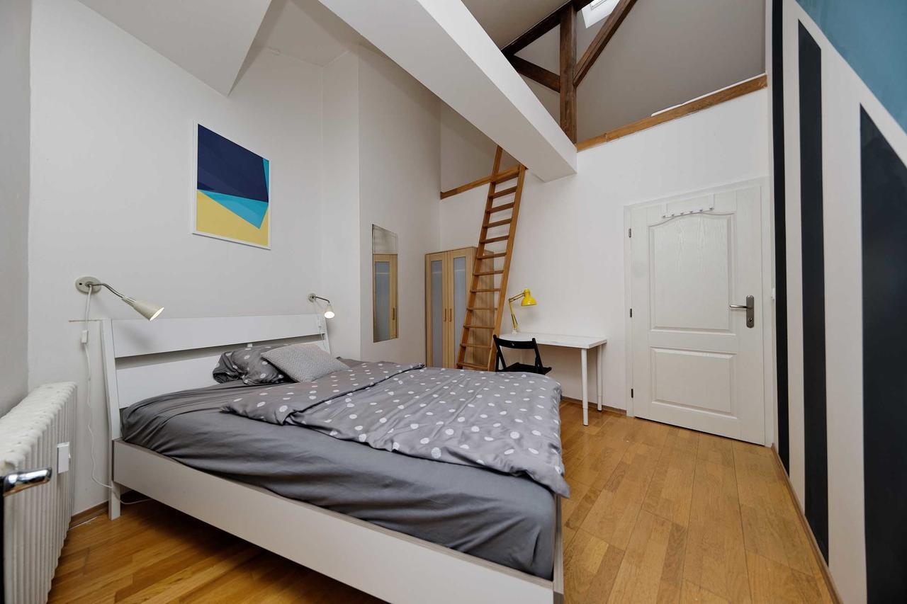 Apartment Na Kozacce 6 Prag Exteriör bild