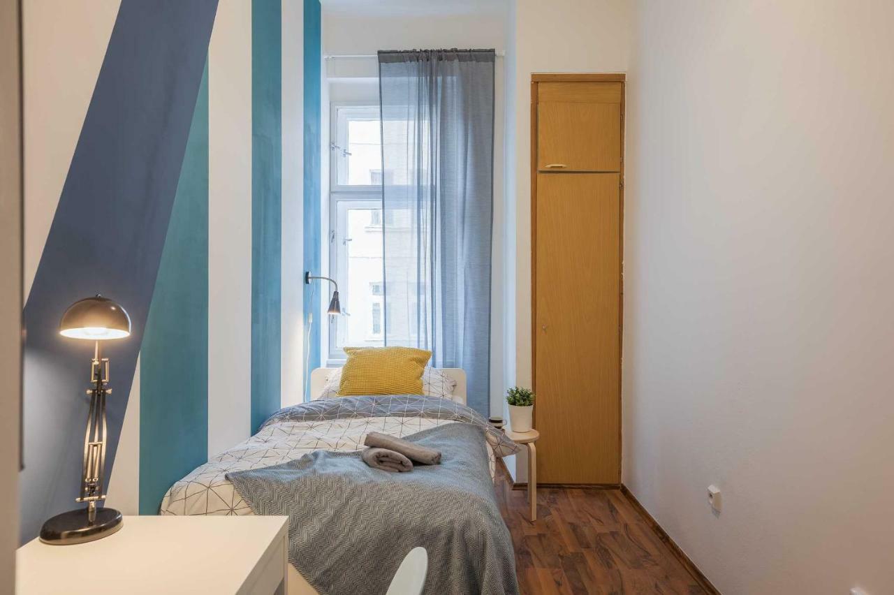 Apartment Na Kozacce 6 Prag Exteriör bild