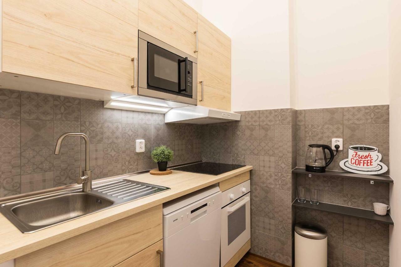 Apartment Na Kozacce 6 Prag Exteriör bild