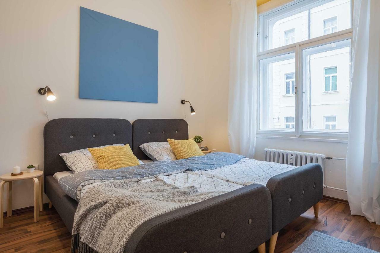 Apartment Na Kozacce 6 Prag Exteriör bild