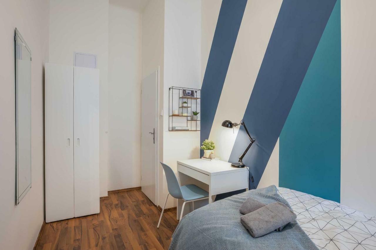 Apartment Na Kozacce 6 Prag Exteriör bild